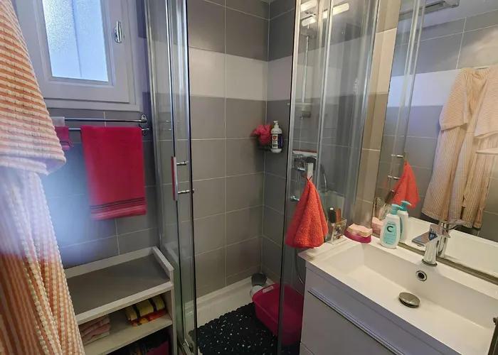 Climatise 5 Pers, Parking, Proche - Fr-1-607-66 * Agde